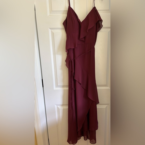 Vera Wang burgundy bridesmaids dress or evening out for special occasion - Picture 4 of 6